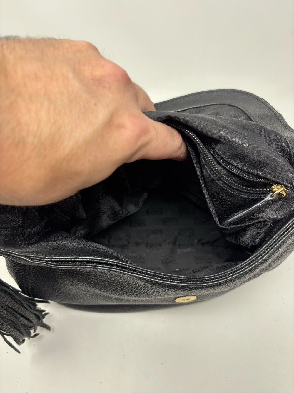 Michael Kors Black Pebbled Leather Bedford Tassel Purse Handbag - Picture 11 of 13